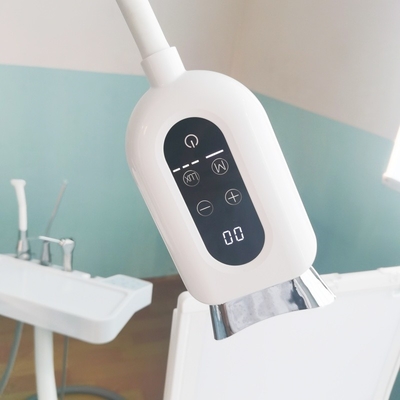 Professionelle Zähnebleiche Led-Bleichlampe Zahnstuhl montierte Zähnebleiche Maschine