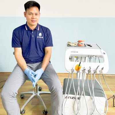 High-End-Arbeitsbank für Tierärzte für Kleintiere Zahnmedizin mit chirurgischen Instrumenten